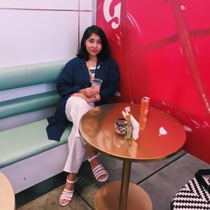 Meet your Posher, Daniela